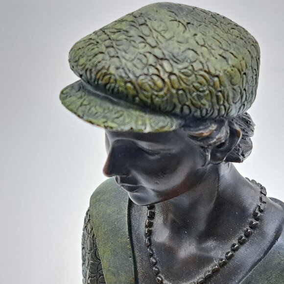 Crosa Female Golfer Statue - Picture 10 of 11